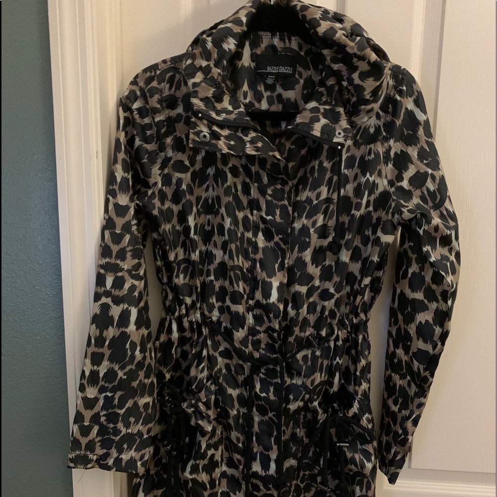 Jacket with hood- RazzleDazzle- Animal print- NEW- Very light for light rain